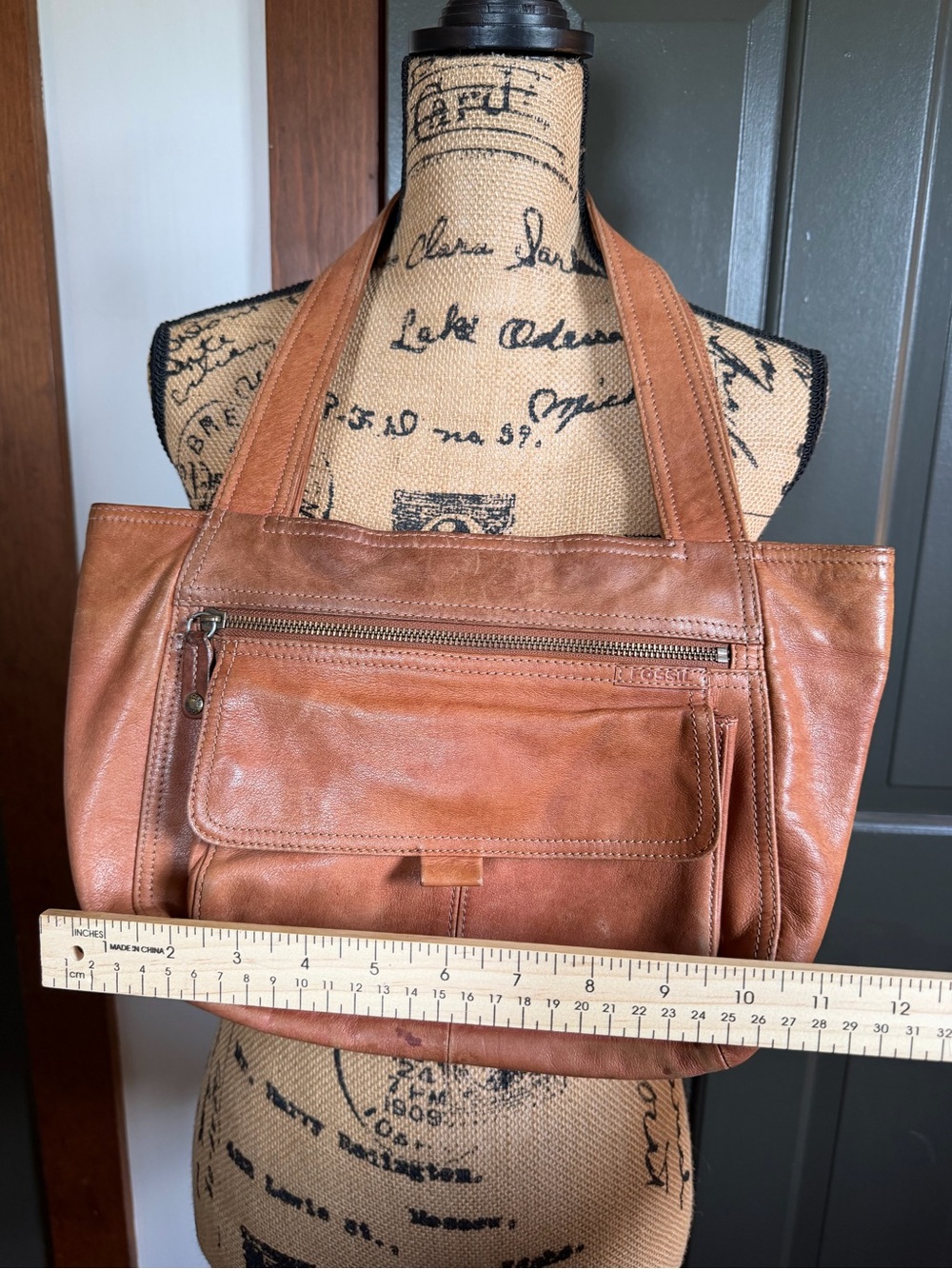 Fossil Chestnut Brown Leather Messenger Tote/Purse. Soft leather. Vintage Y2K - Picture 2 of 11